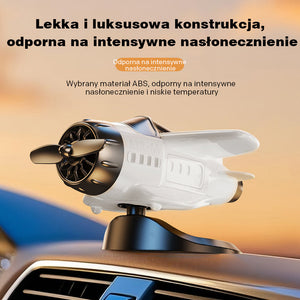 Ozdoba samochodowa w kształcie samolotu zasilana energią słoneczną